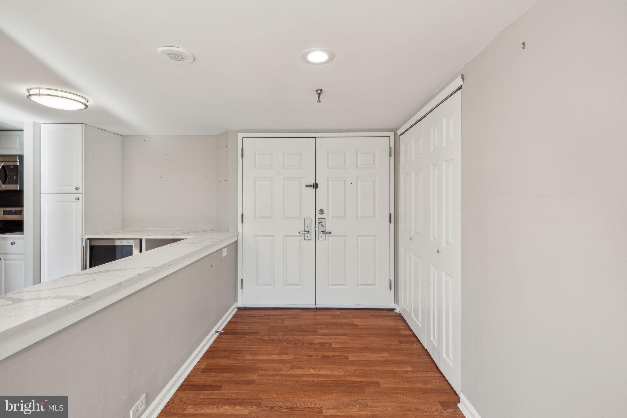 ART MUSEUM AREA - Residential