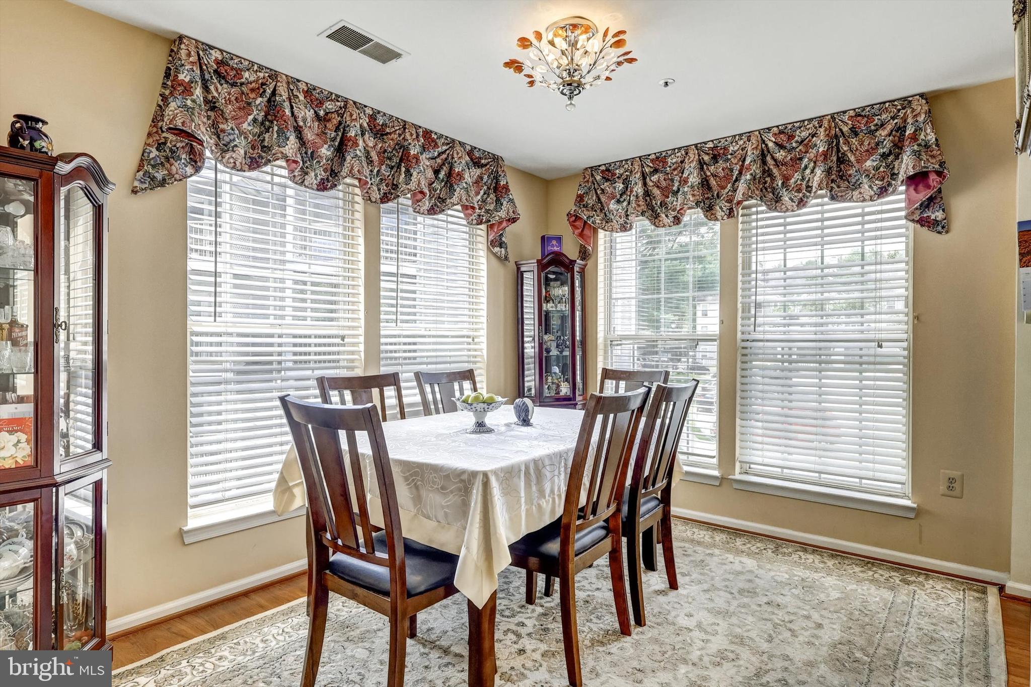 SILVERBROOK FARMS - Residential