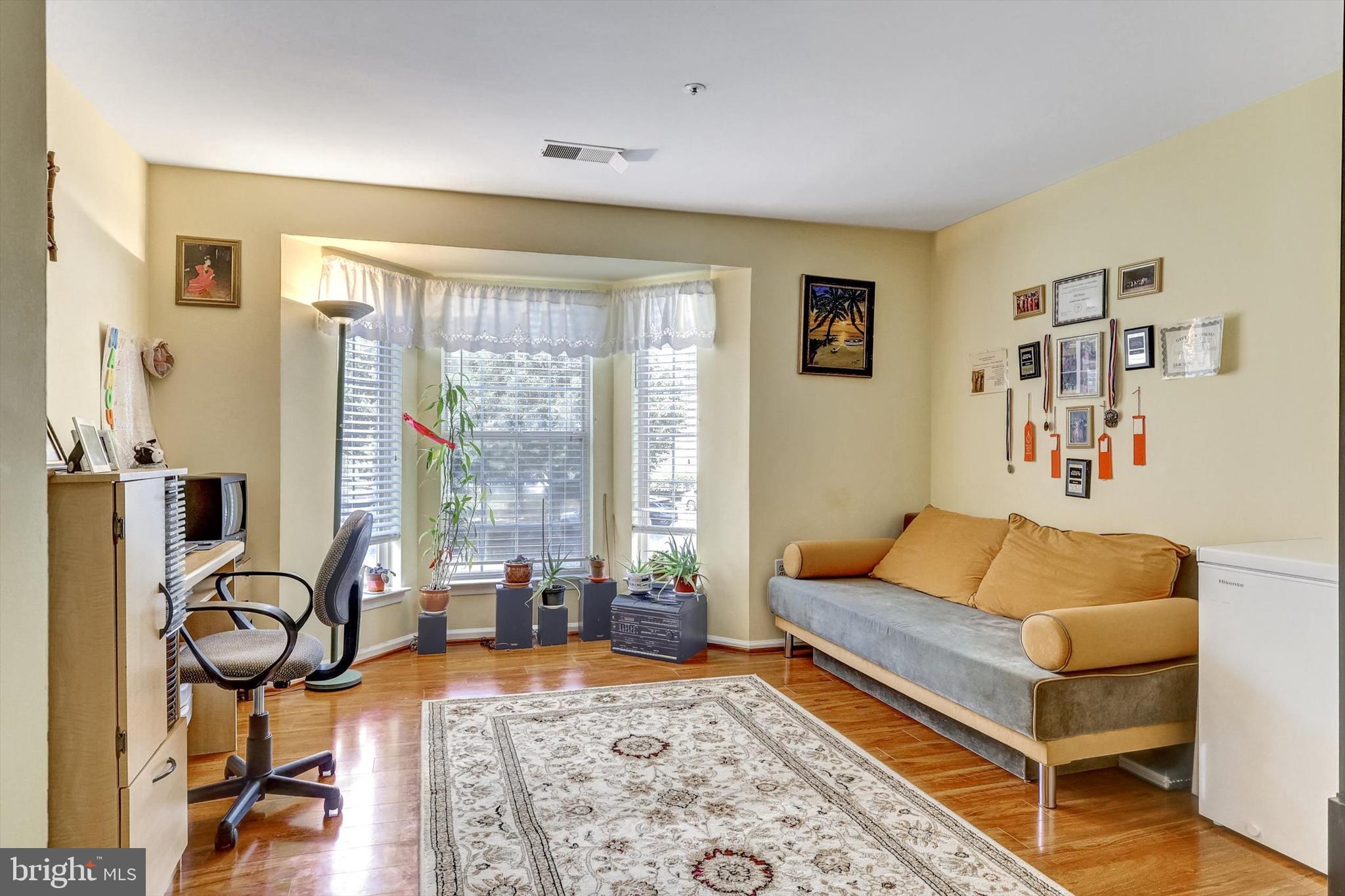 SILVERBROOK FARMS - Residential