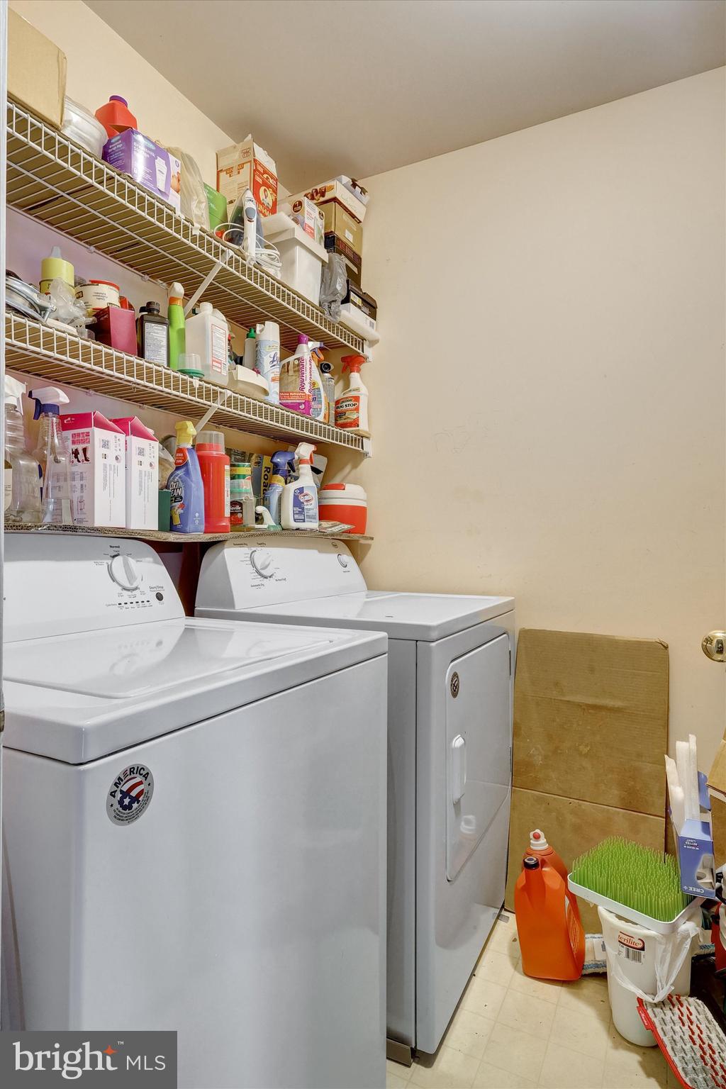 SILVERBROOK FARMS - Residential