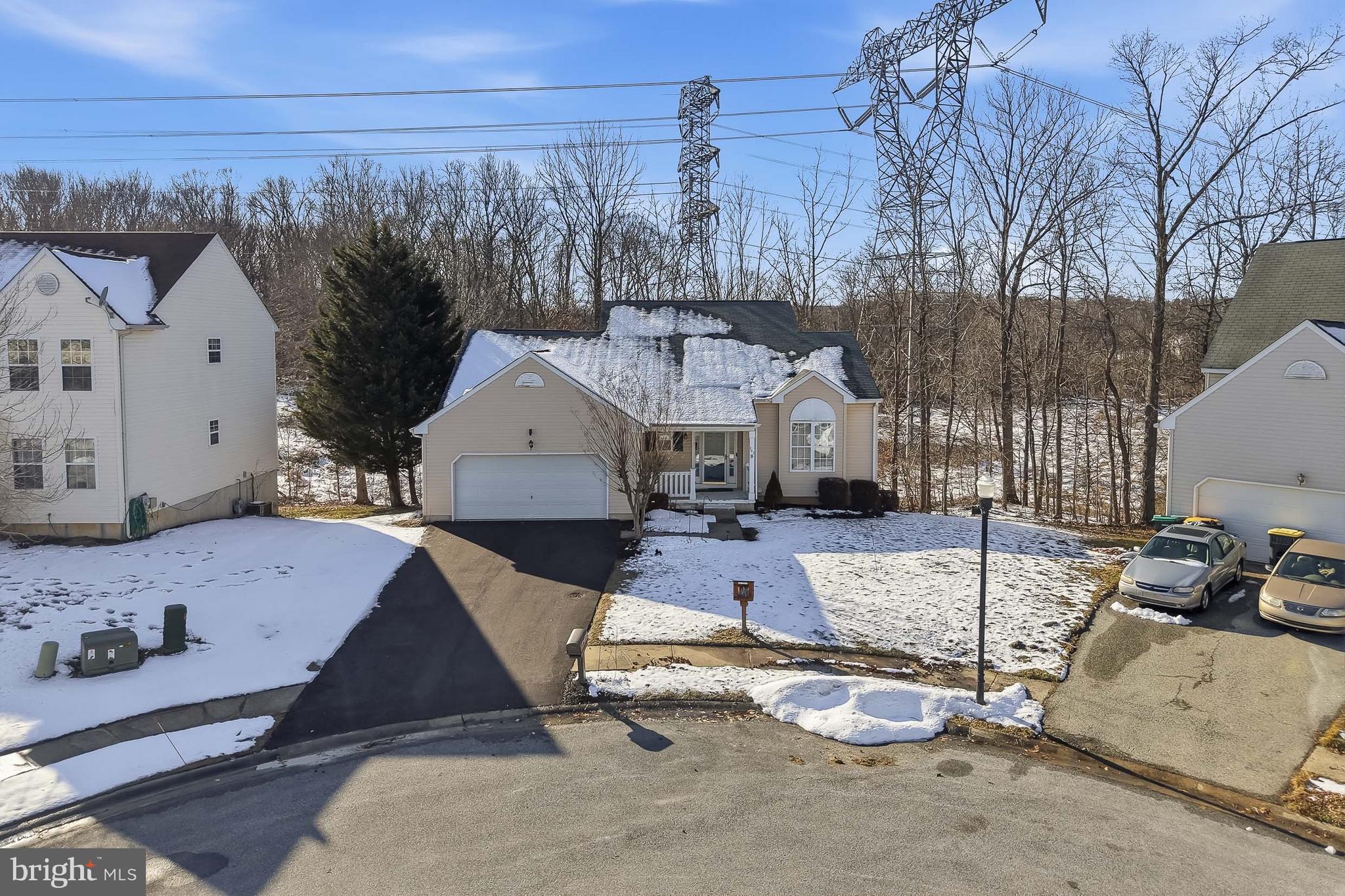 161 W FLAGSTONE DRIVE