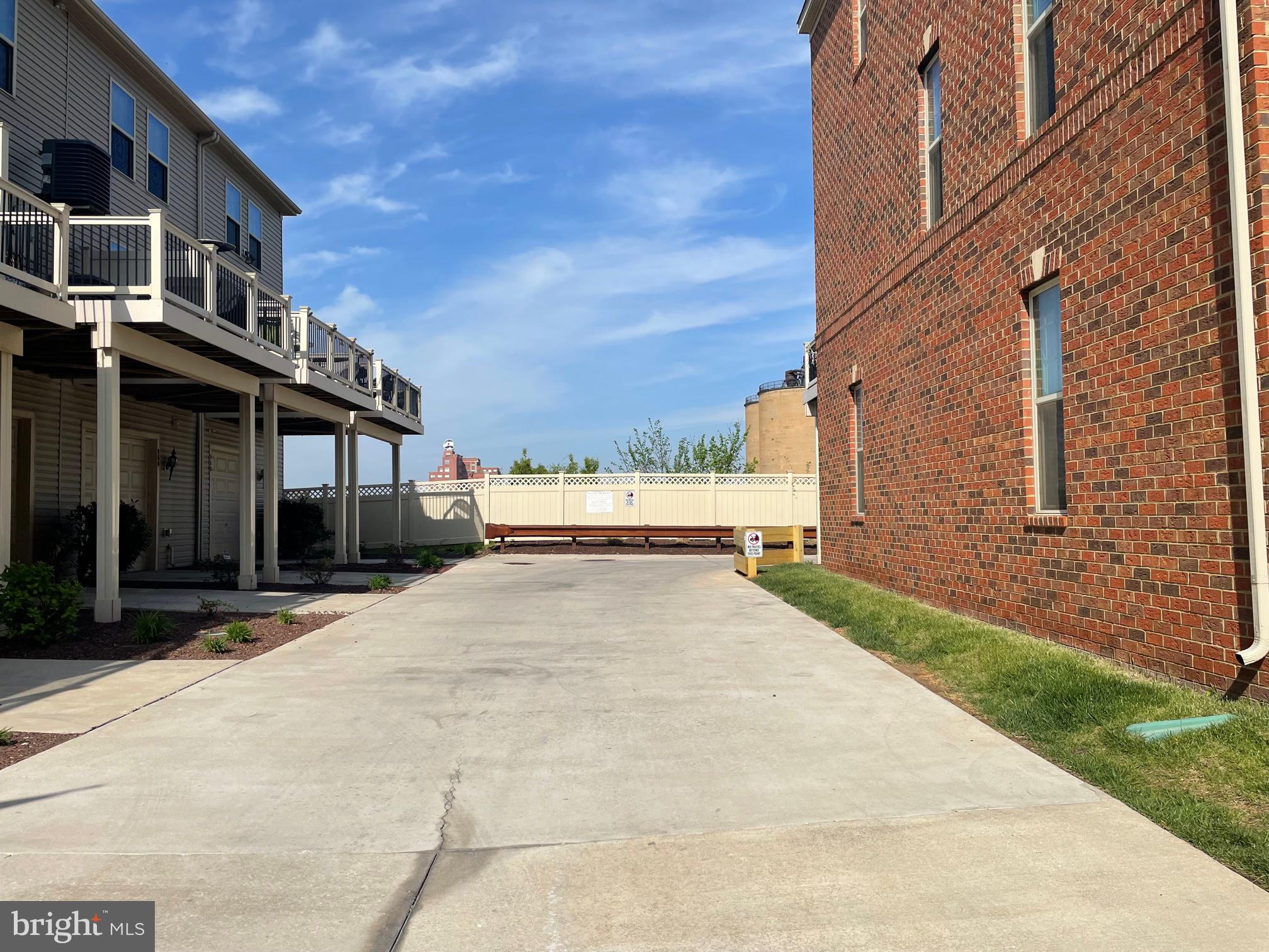 O'DONNELL SQUARE - Residential