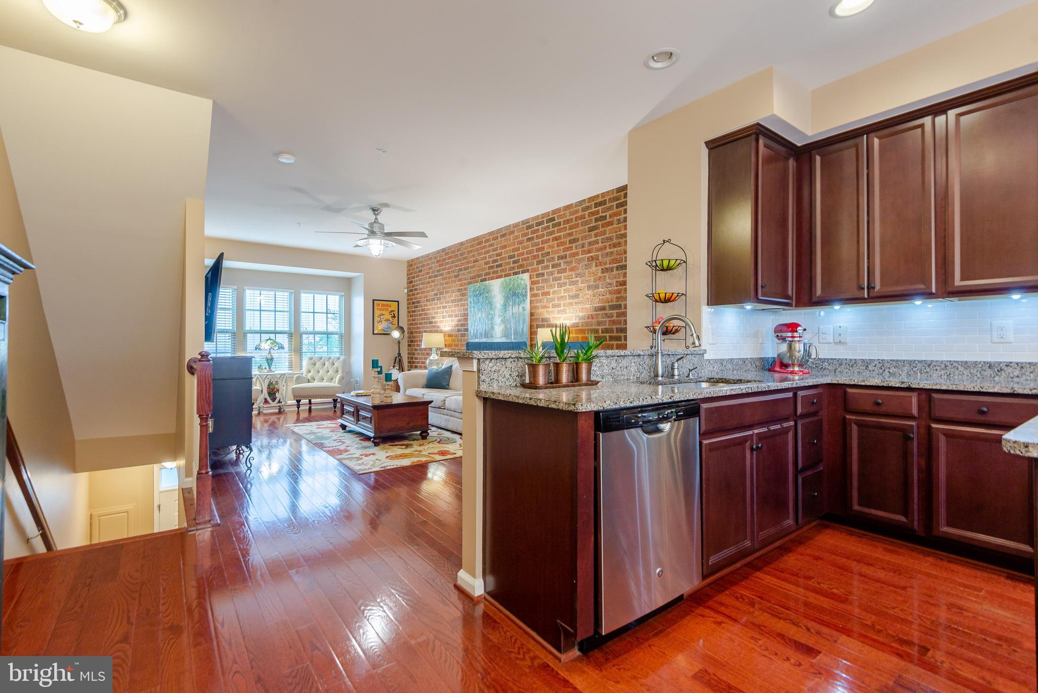 O'DONNELL SQUARE - Residential