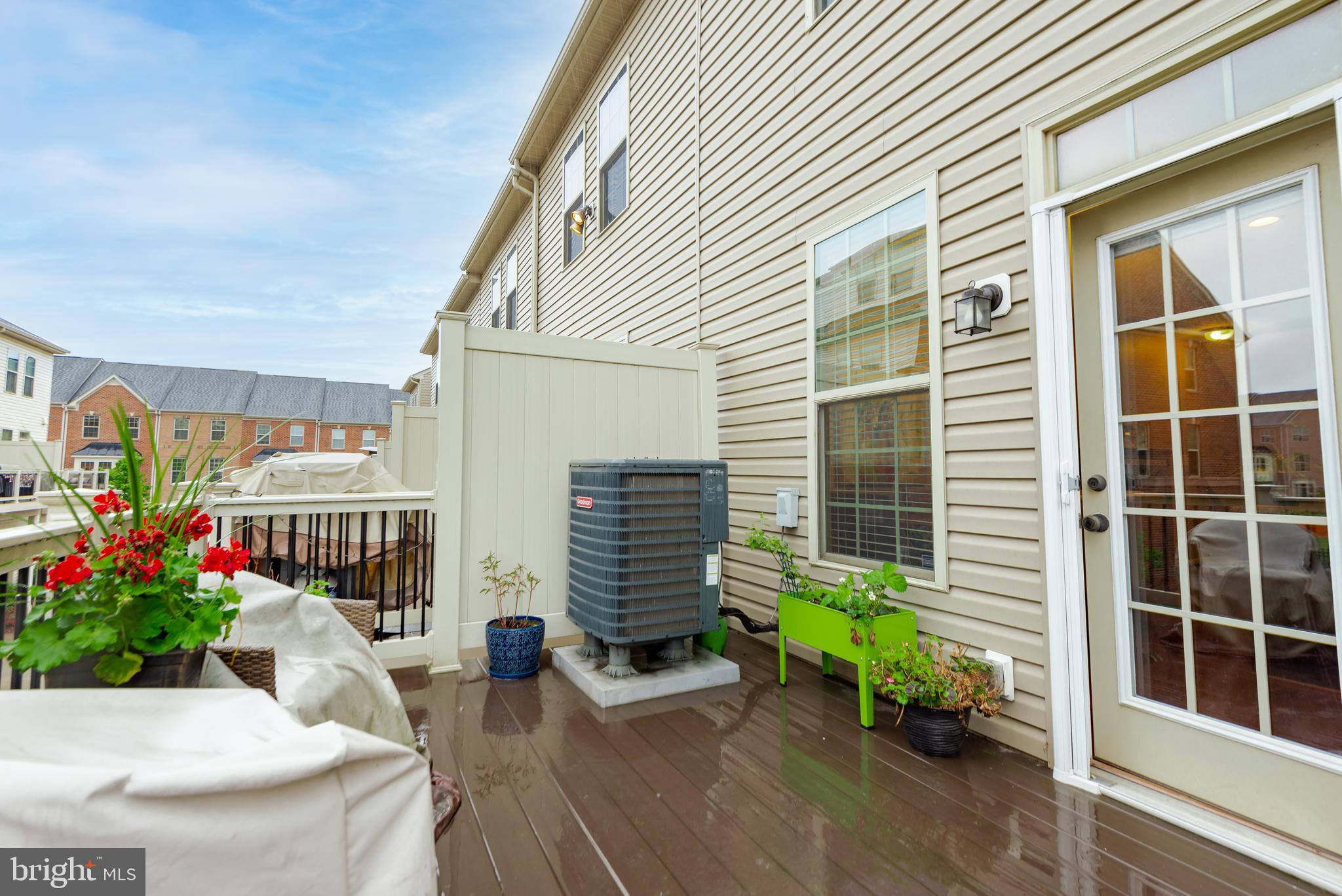 O'DONNELL SQUARE - Residential