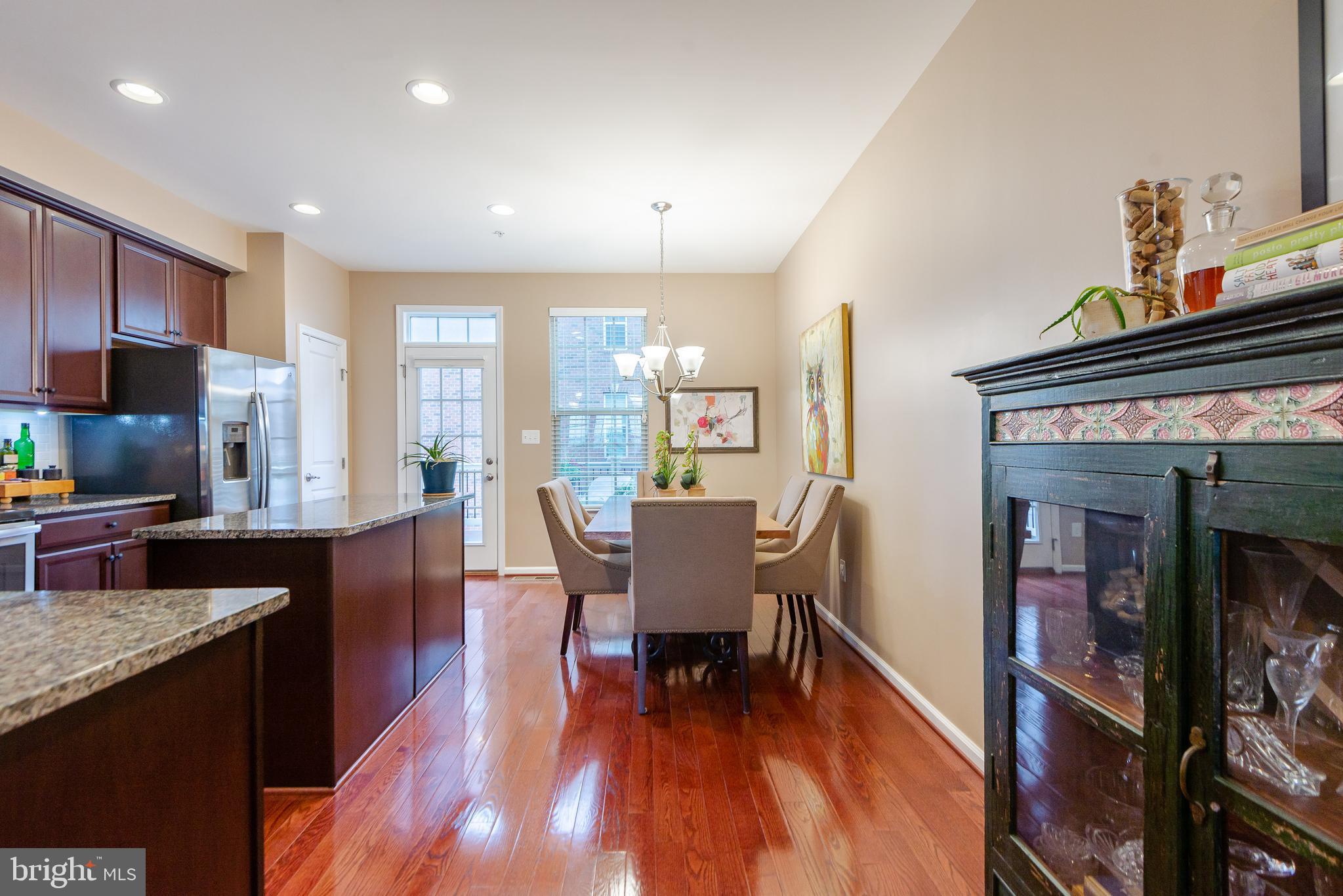 O'DONNELL SQUARE - Residential