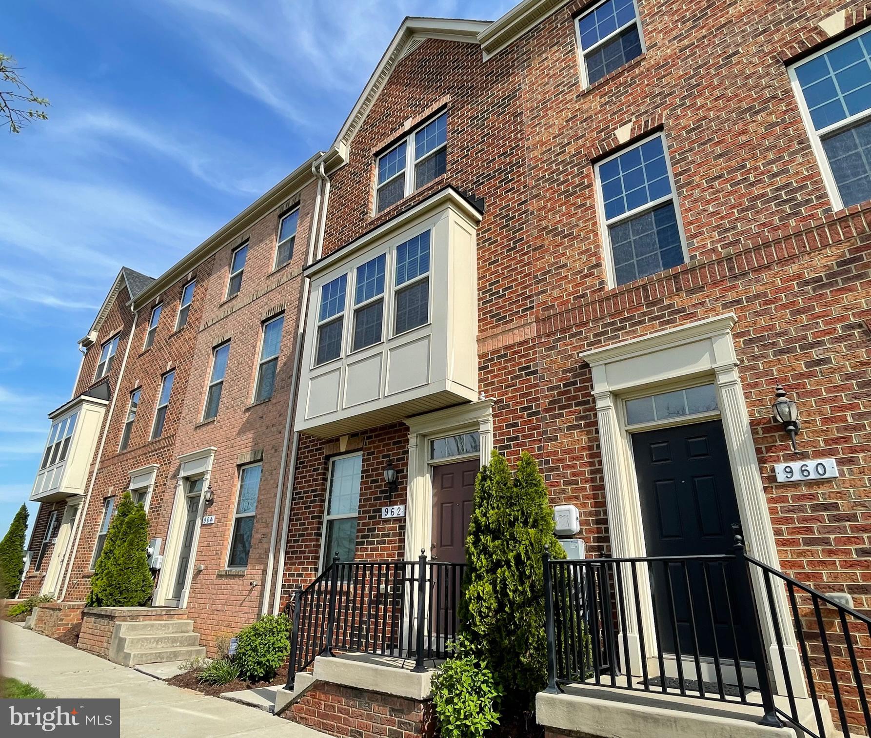 O'DONNELL SQUARE - Residential