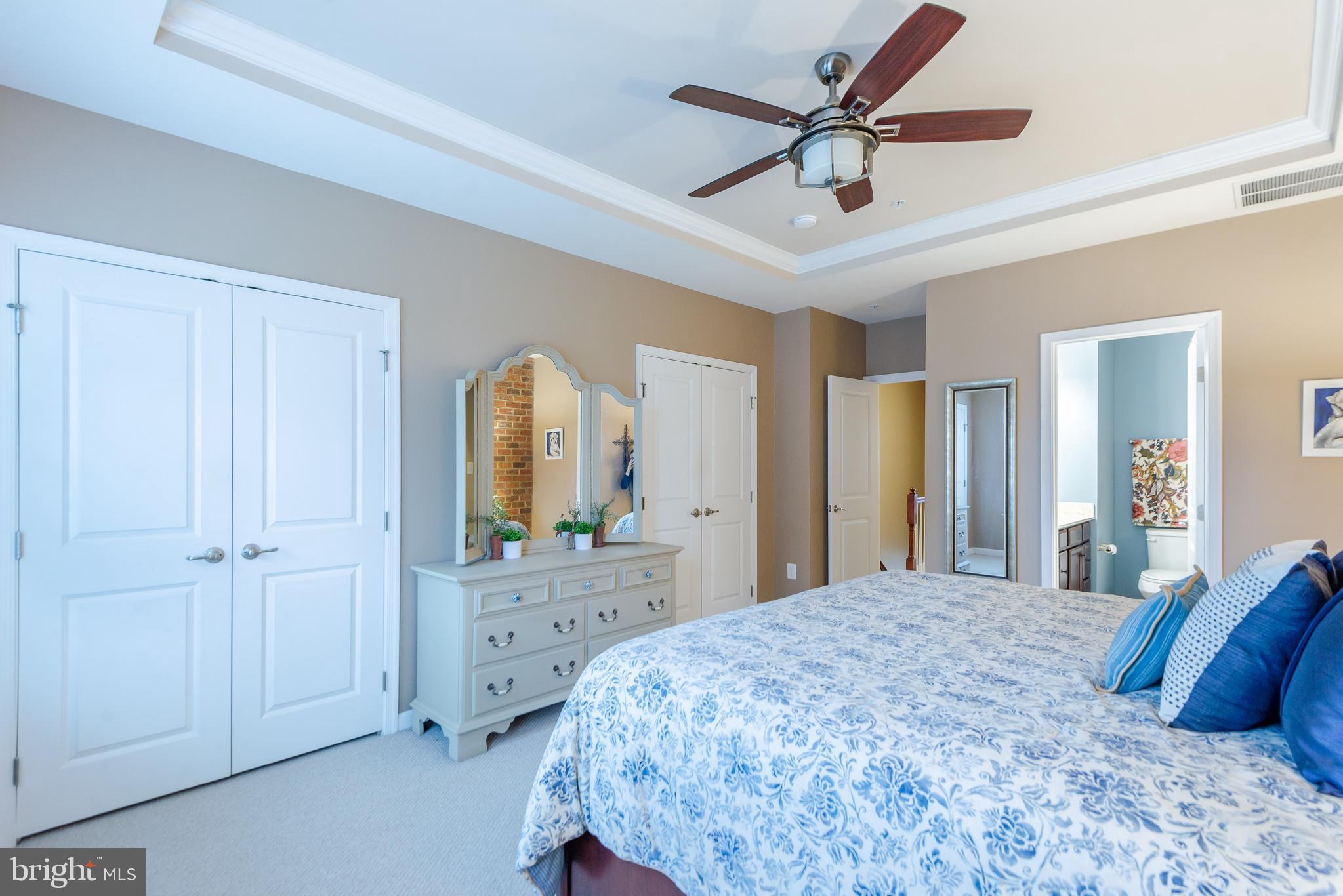 O'DONNELL SQUARE - Residential