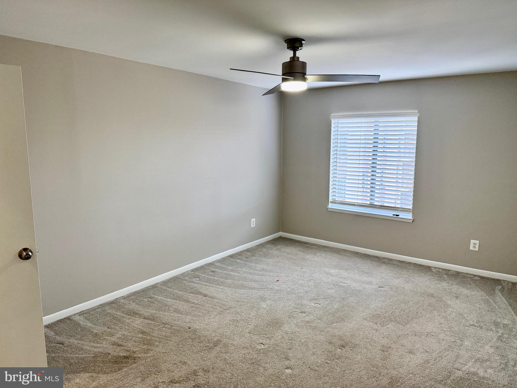 WOODLAKE TOWERS - Residential