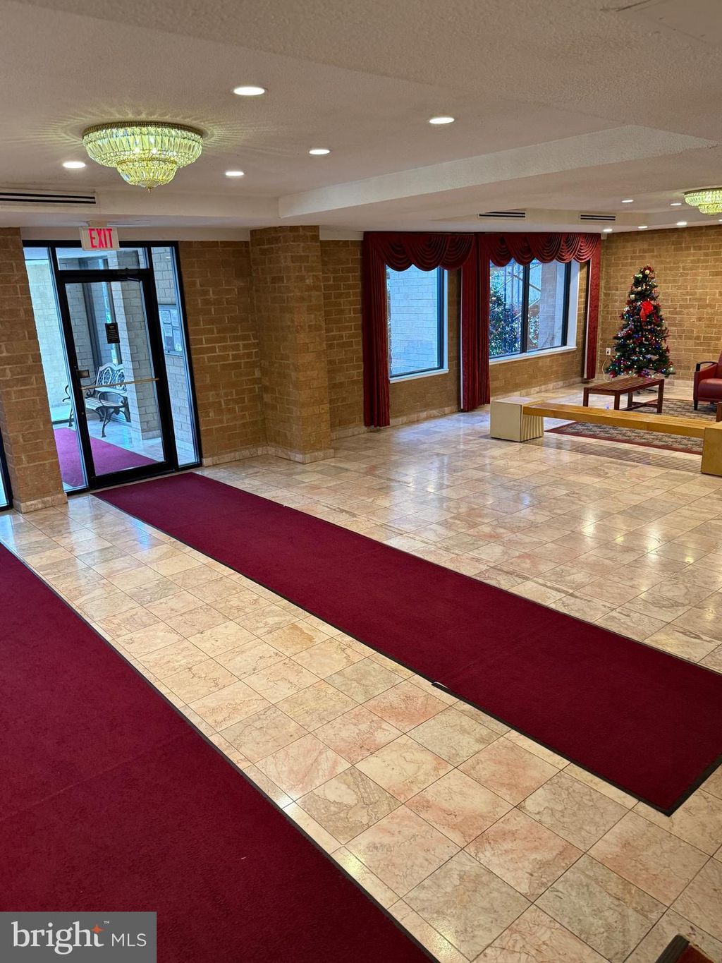 Photo of 3101 S Manchester Street #517, FALLS CHURCH, VA 22044 (MLS # VAFX2283866)