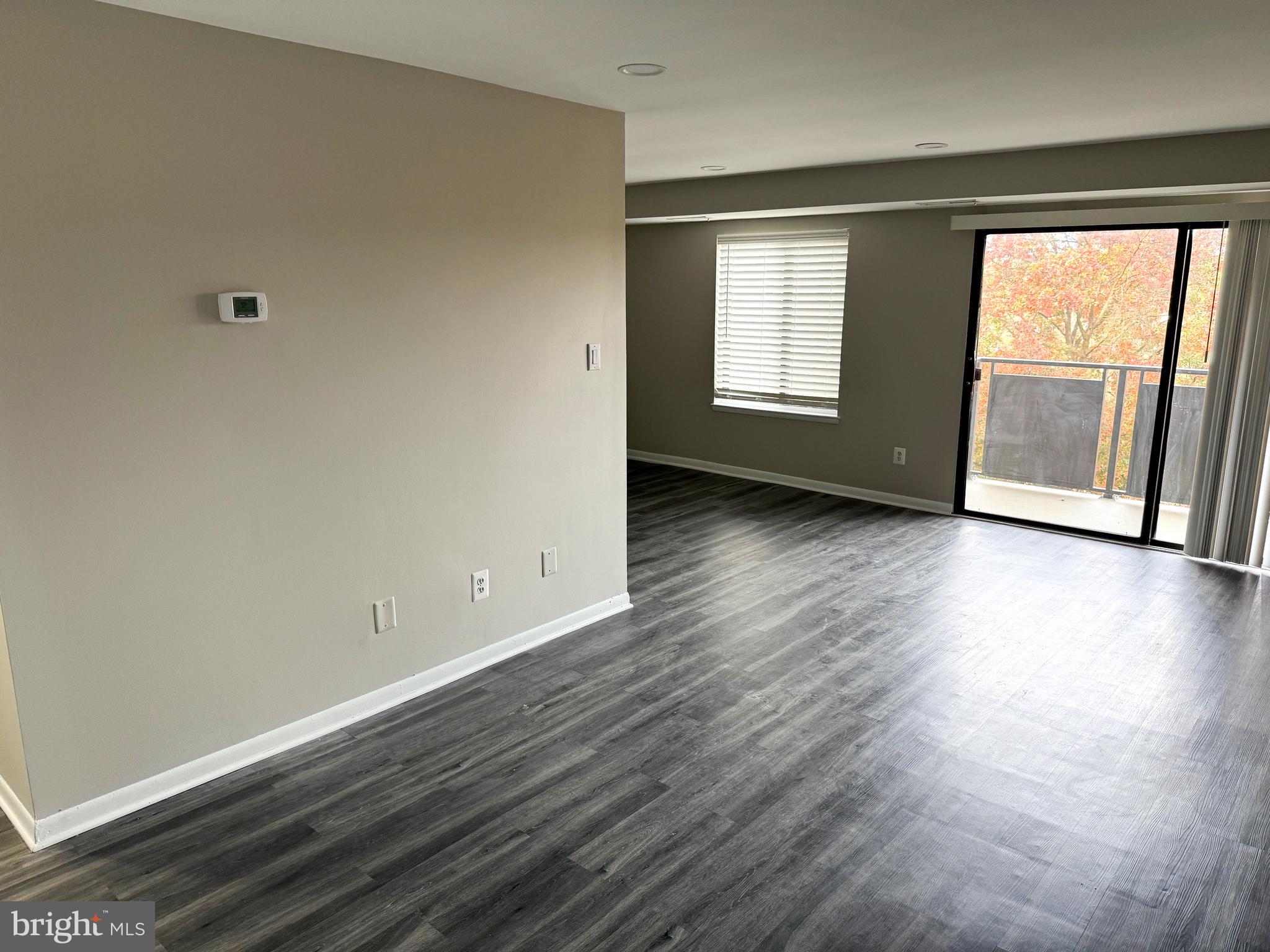 WOODLAKE TOWERS - Residential