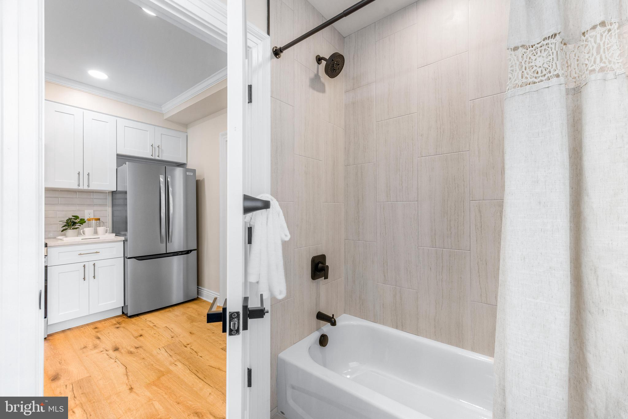 BEL AIR DOWNTOWN - Residential Lease