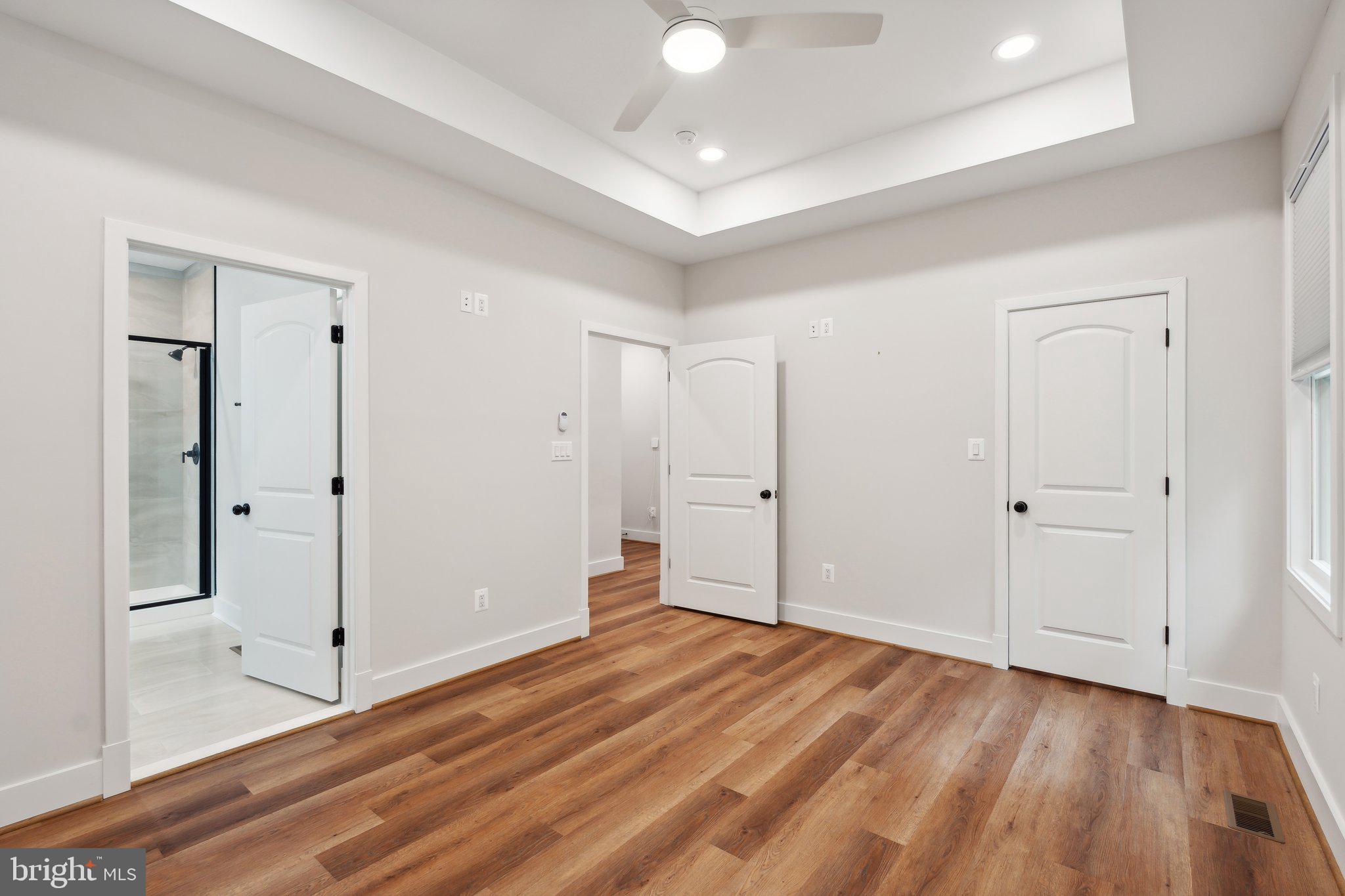 CABIN POINT - Residential Lease