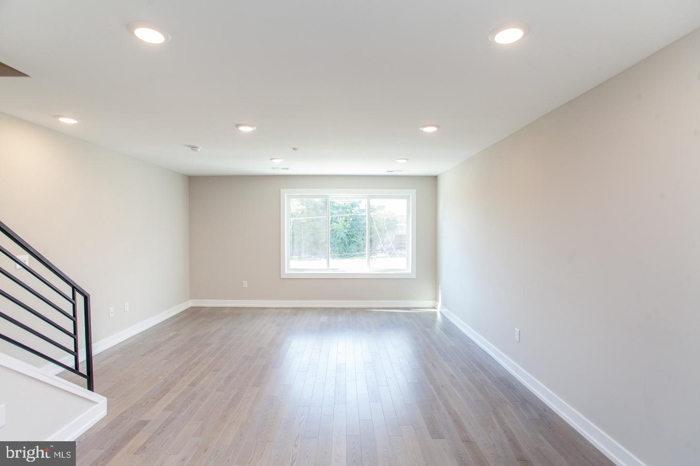 OLDE KENSINGTON - Residential Lease