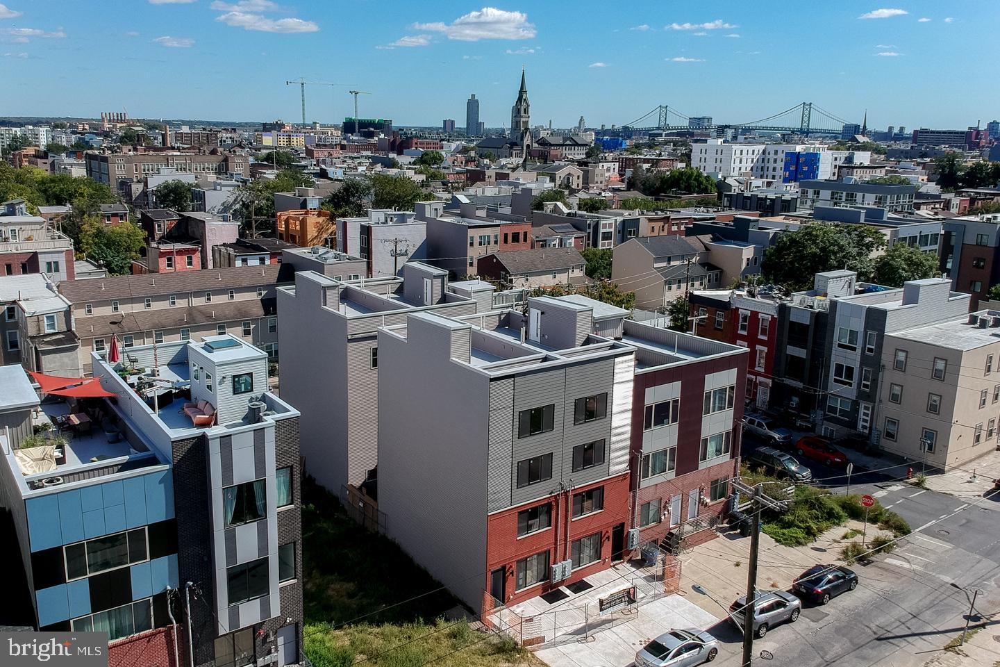 OLDE KENSINGTON - Residential Lease