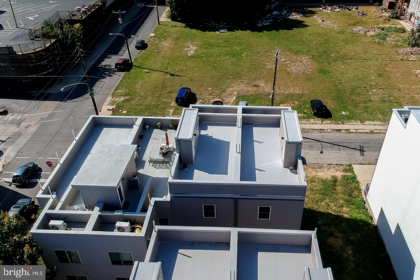 OLDE KENSINGTON - Residential Lease