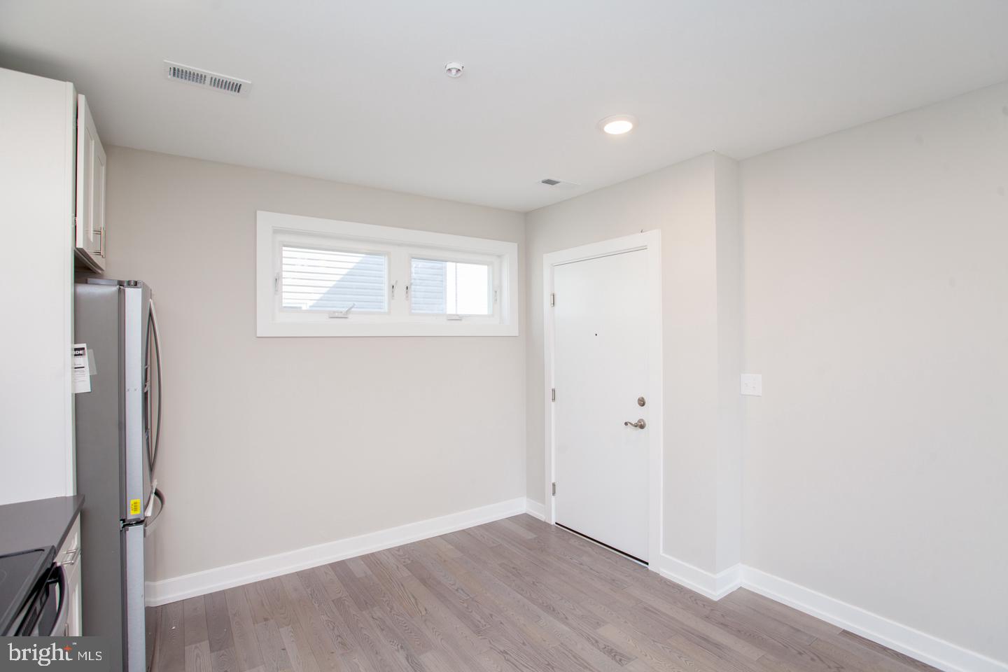 OLDE KENSINGTON - Residential Lease