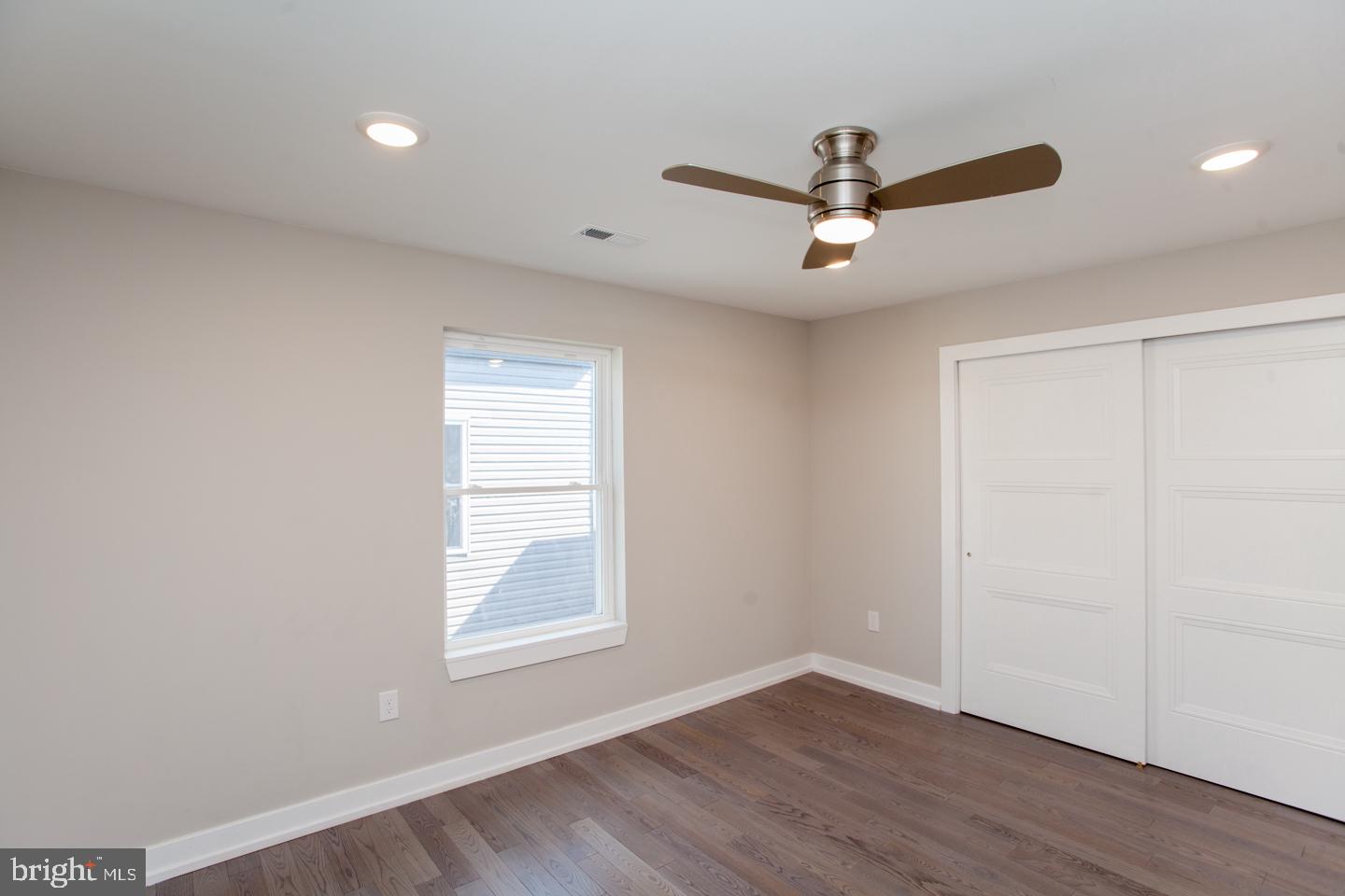 OLDE KENSINGTON - Residential Lease