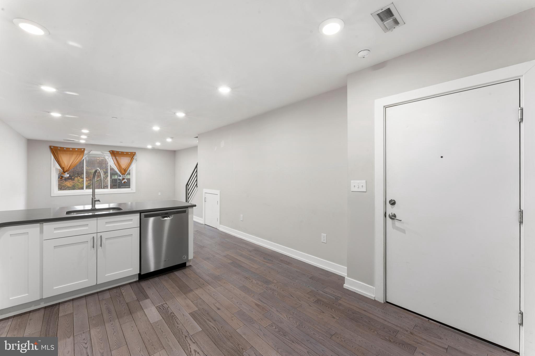 1407 N 8TH STREET 9 A1