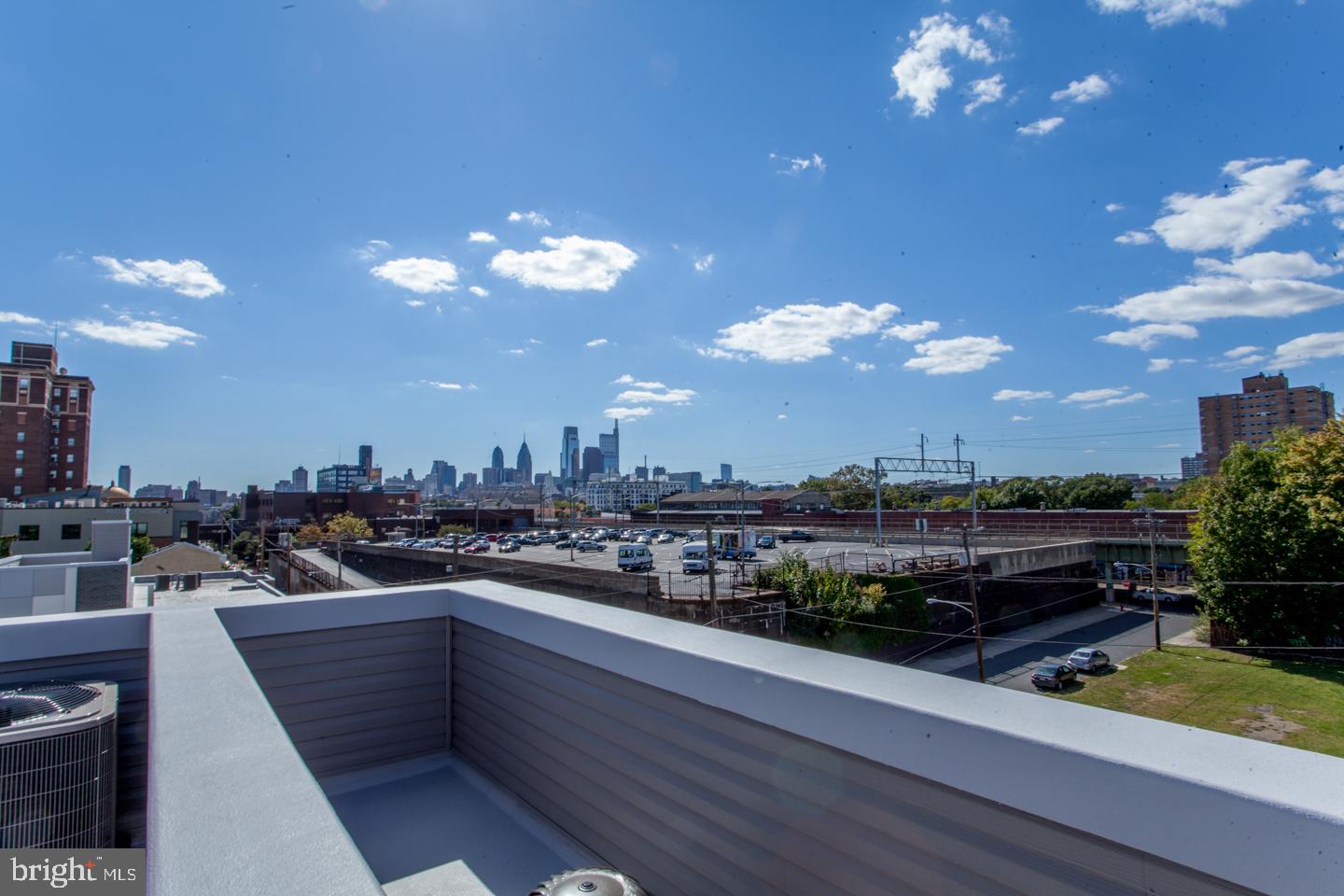 OLDE KENSINGTON - Residential Lease