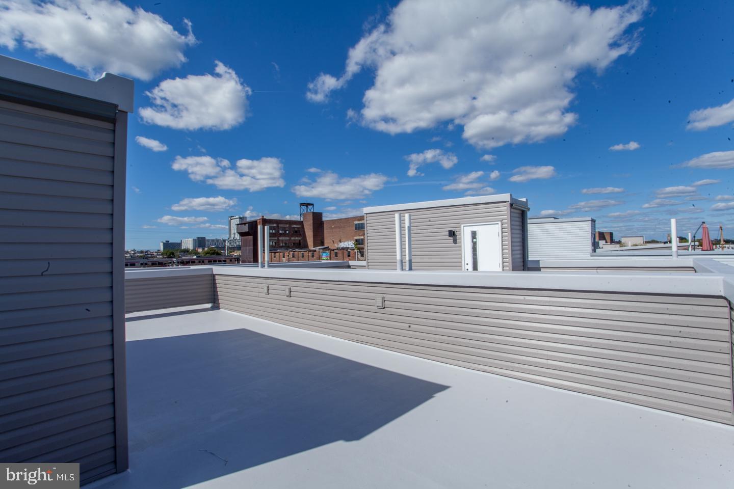 OLDE KENSINGTON - Residential Lease