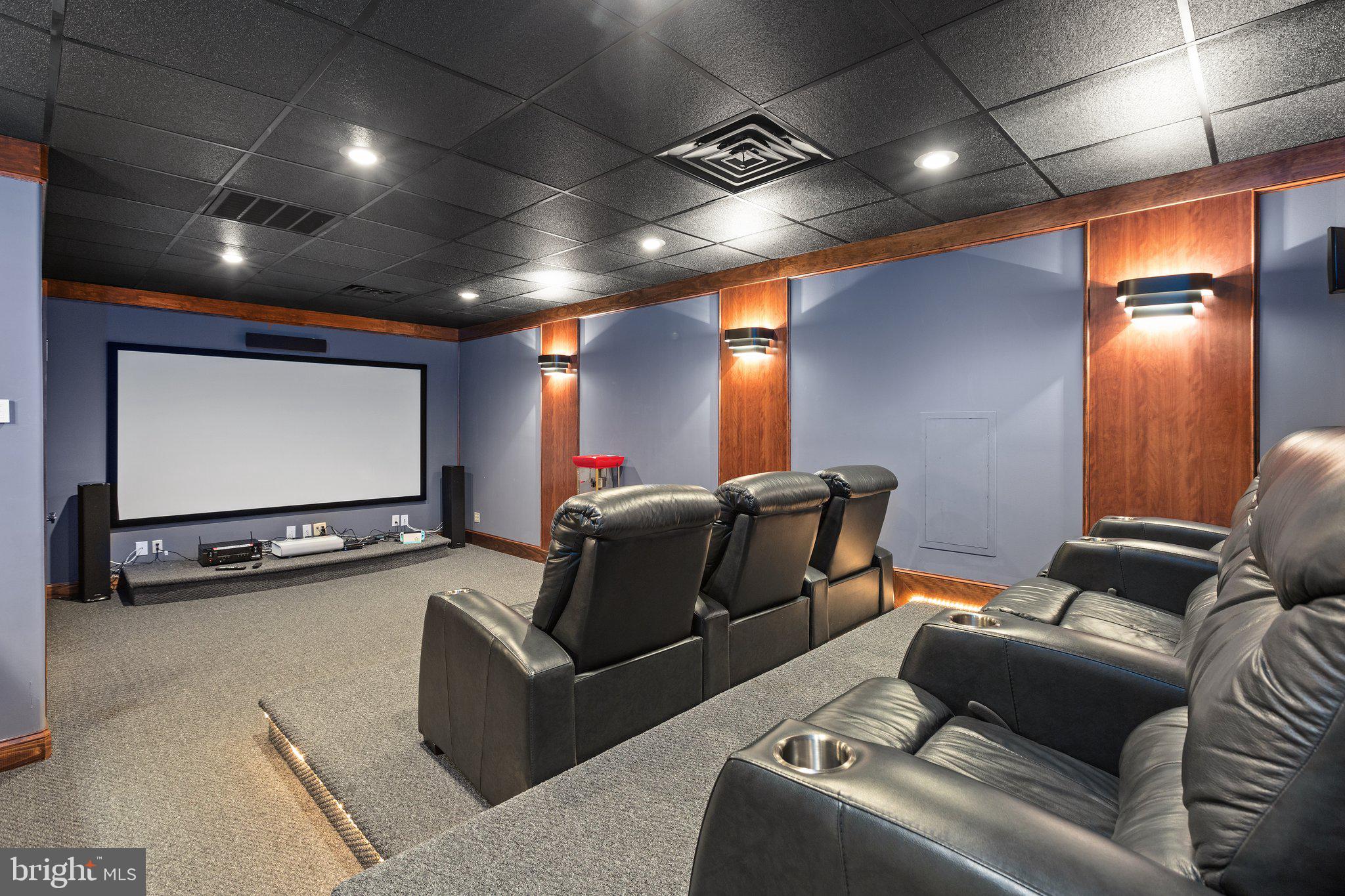 THE FAIRWAYS - Residential