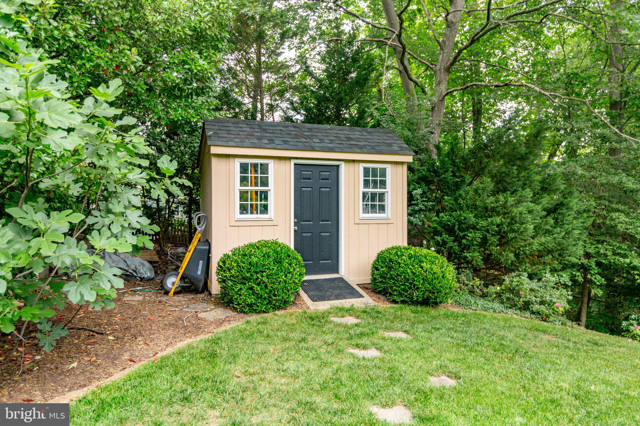 THE FAIRWAYS - Residential