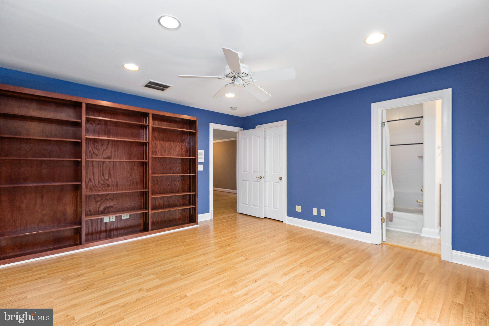 THE FAIRWAYS - Residential