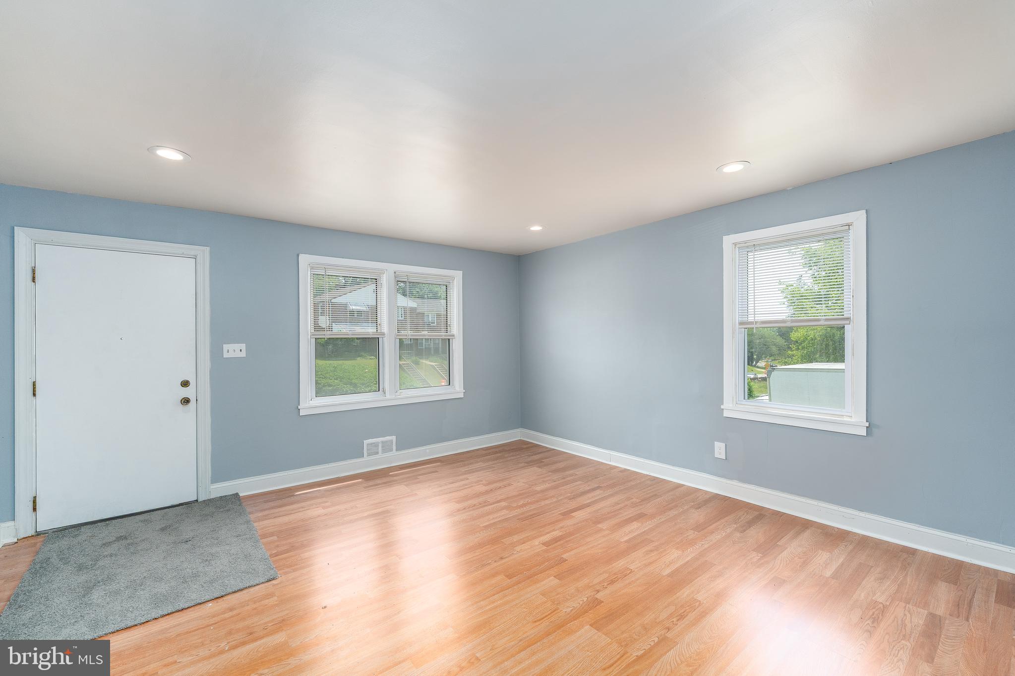 UPLANDS - Residential