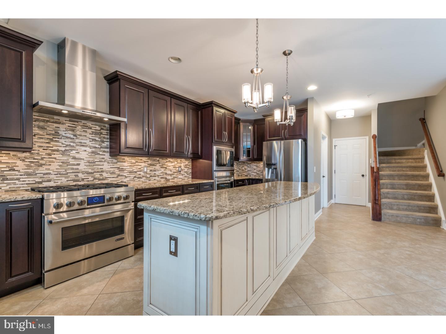 WARRINGTON MEADOWS - Residential