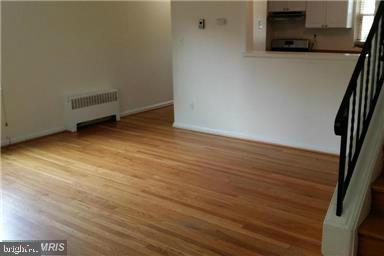 WARWICK VILLAGE - Residential Lease