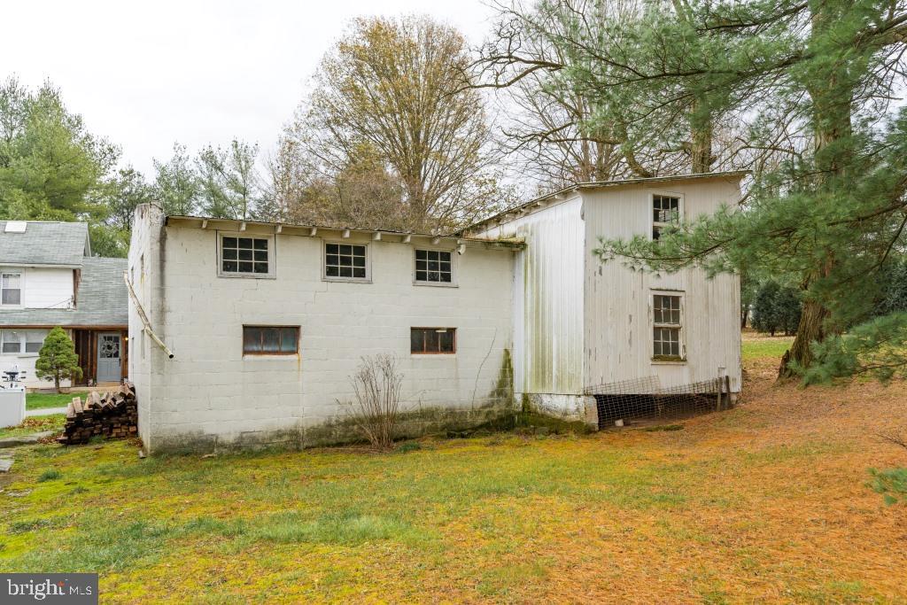 BRECKNOCK TOWNSHIP - Residential