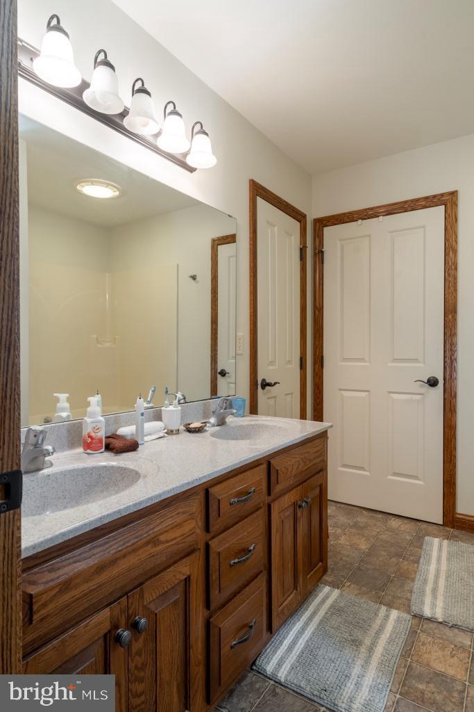 BRECKNOCK TOWNSHIP - Residential