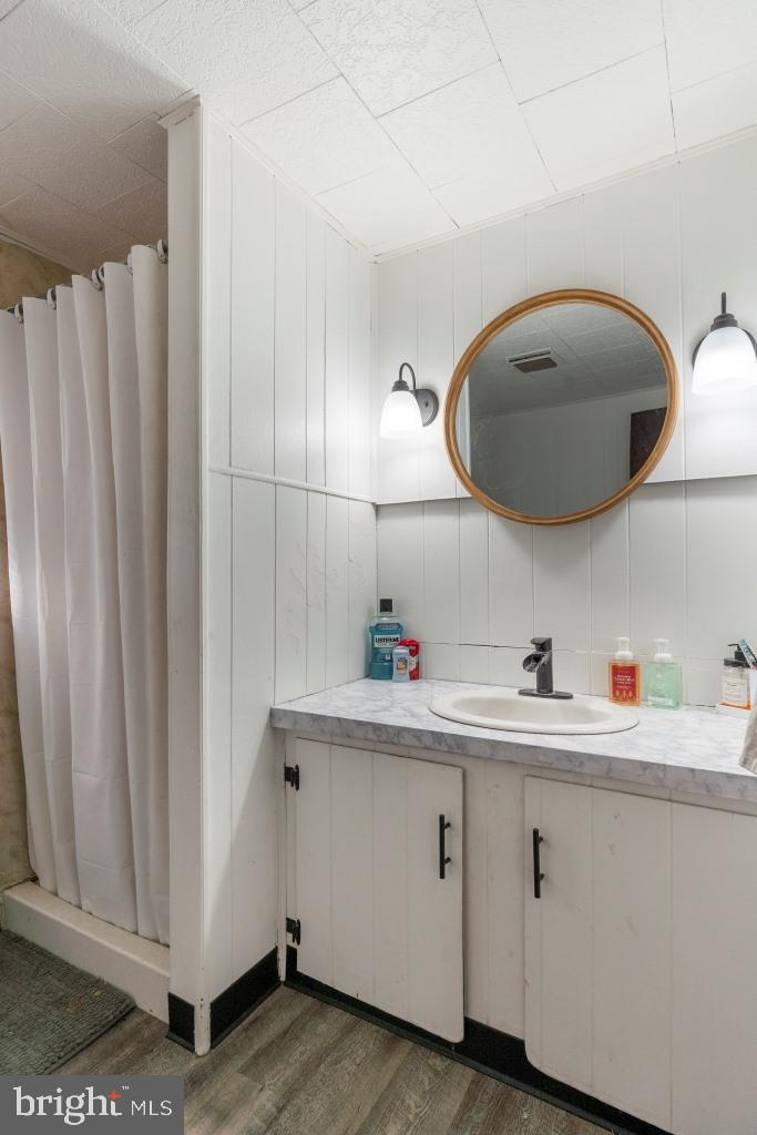 BRECKNOCK TOWNSHIP - Residential