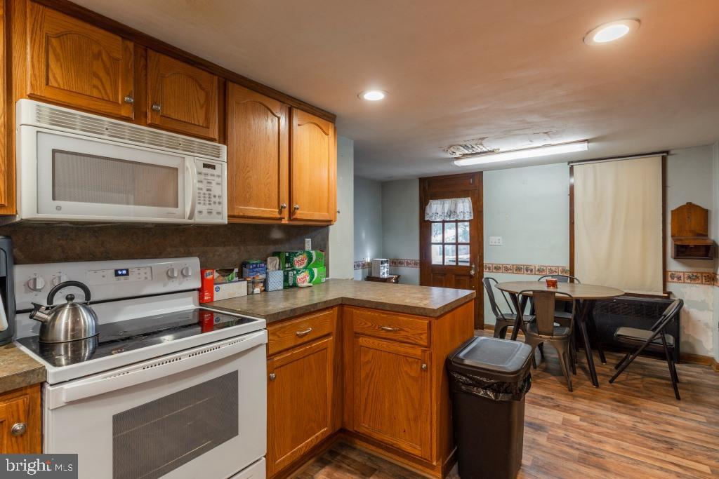 BRECKNOCK TOWNSHIP - Residential