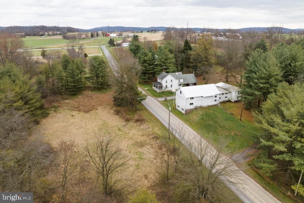 Photo of 587 Chestnut Hill Road, DENVER, PA 17517 (MLS # PALA2084006)