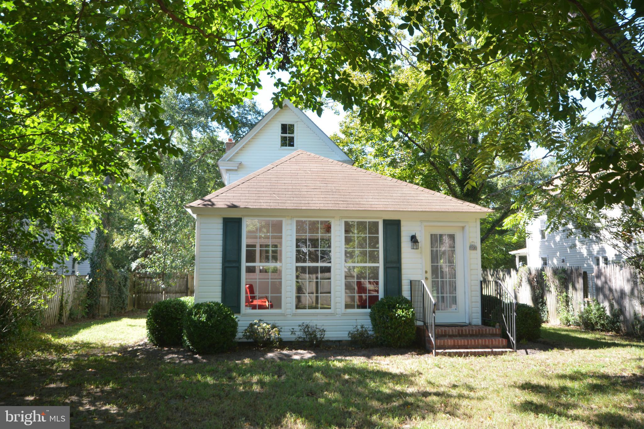 DOWNTOWN DENTON - Residential