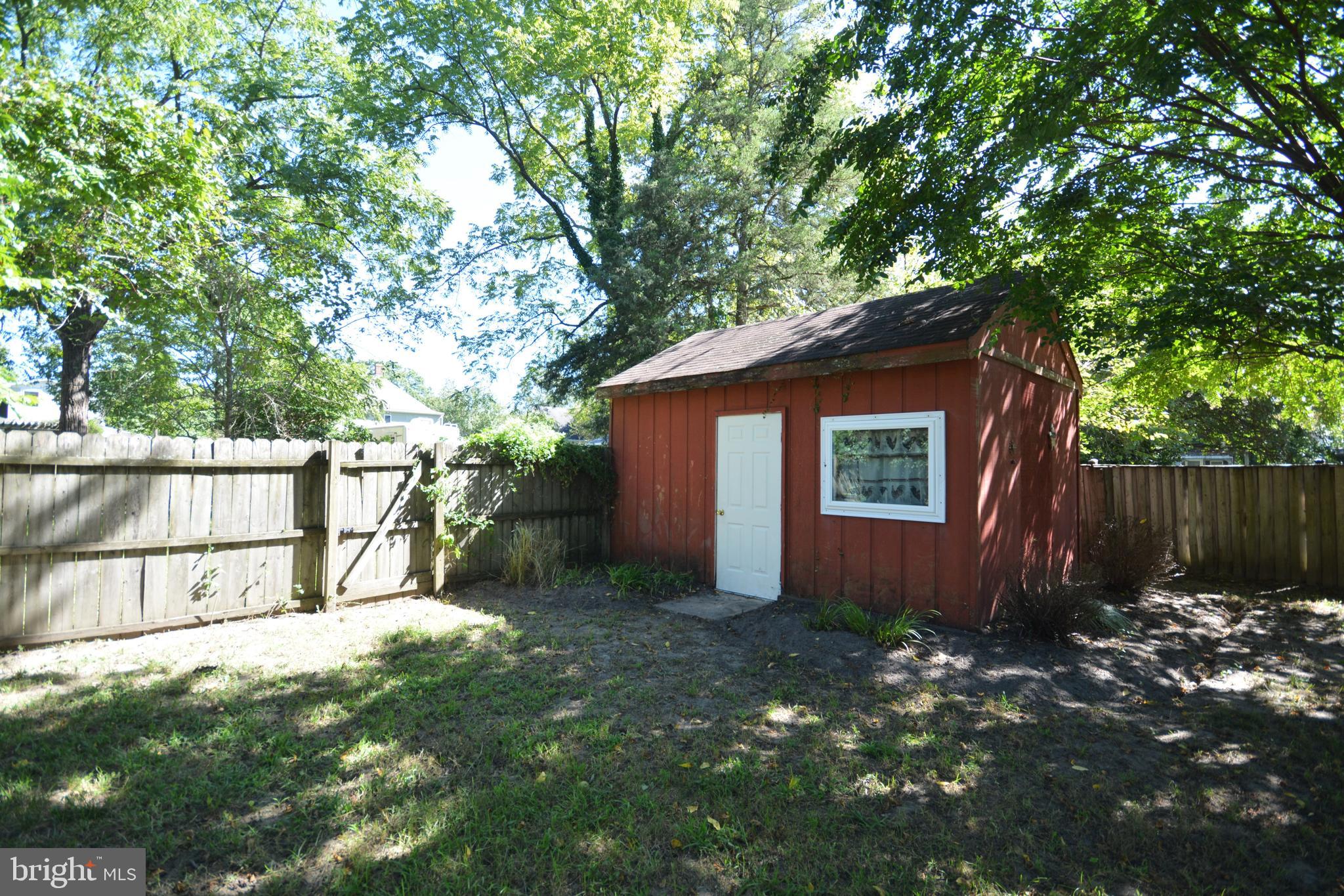 DOWNTOWN DENTON - Residential