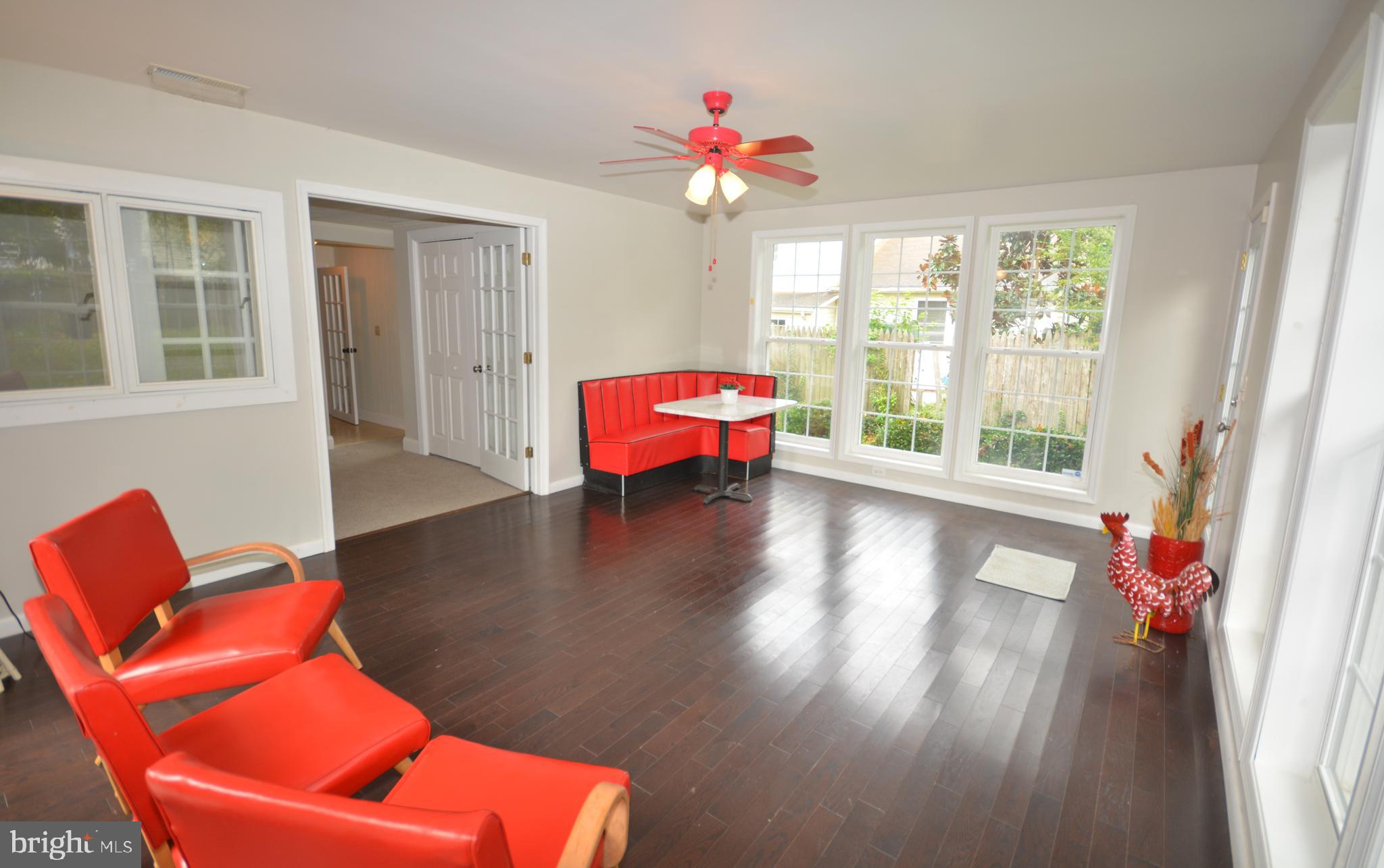 DOWNTOWN DENTON - Residential