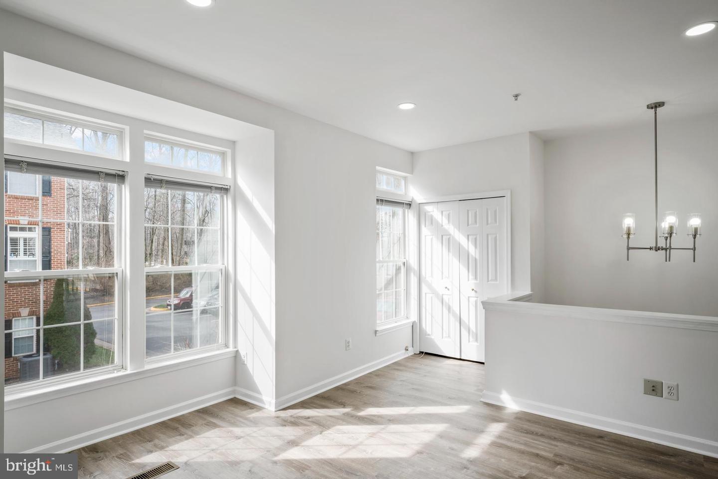 CEDAR LAKES - Residential Lease