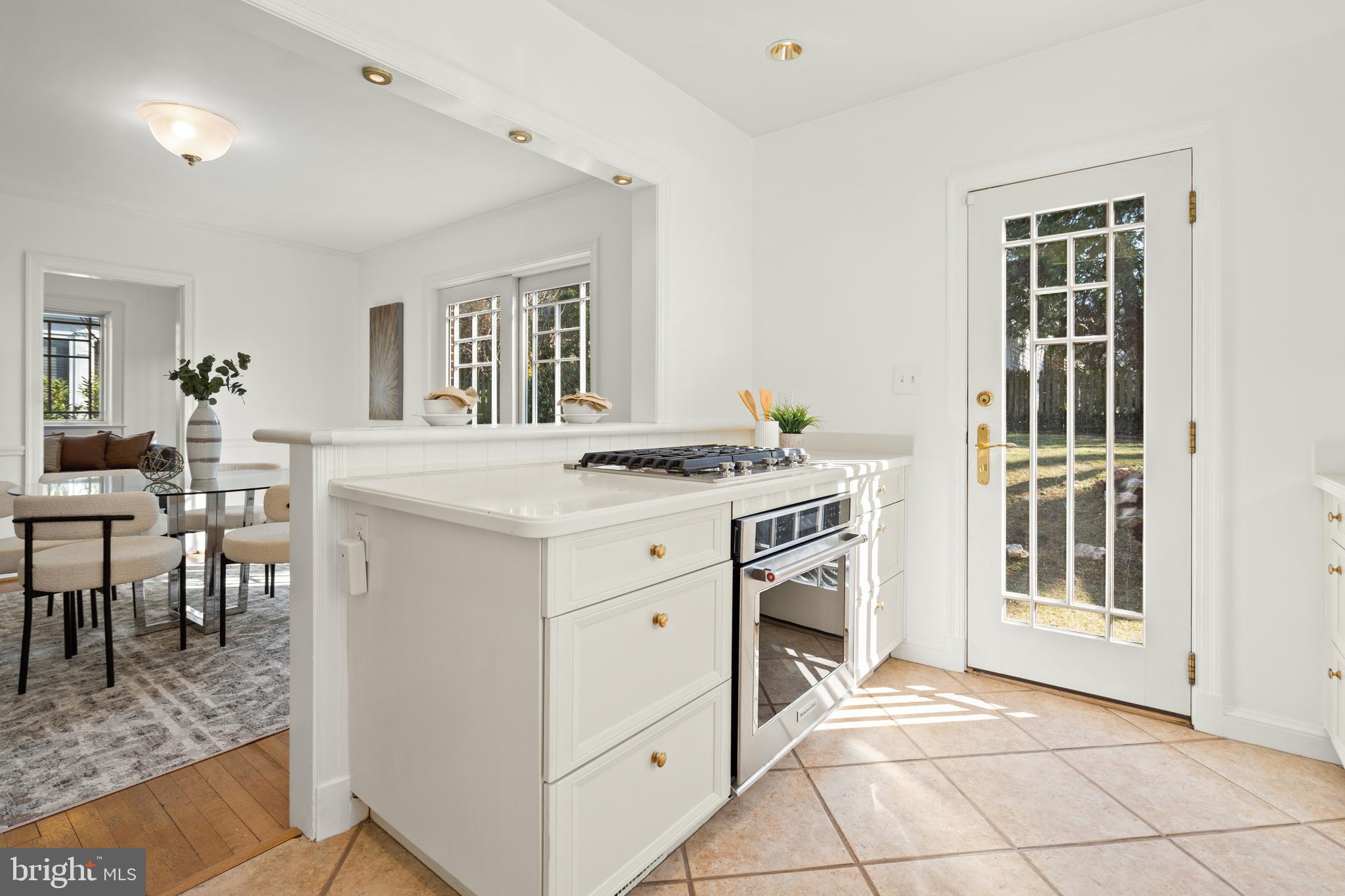 CHEVY CHASE TERRACE - Residential