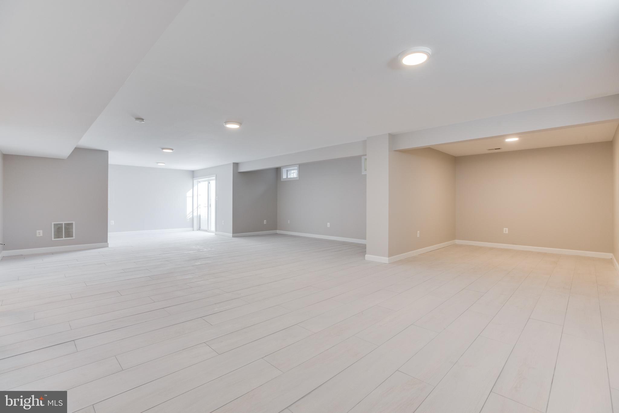 GARRISON WOODS - Residential