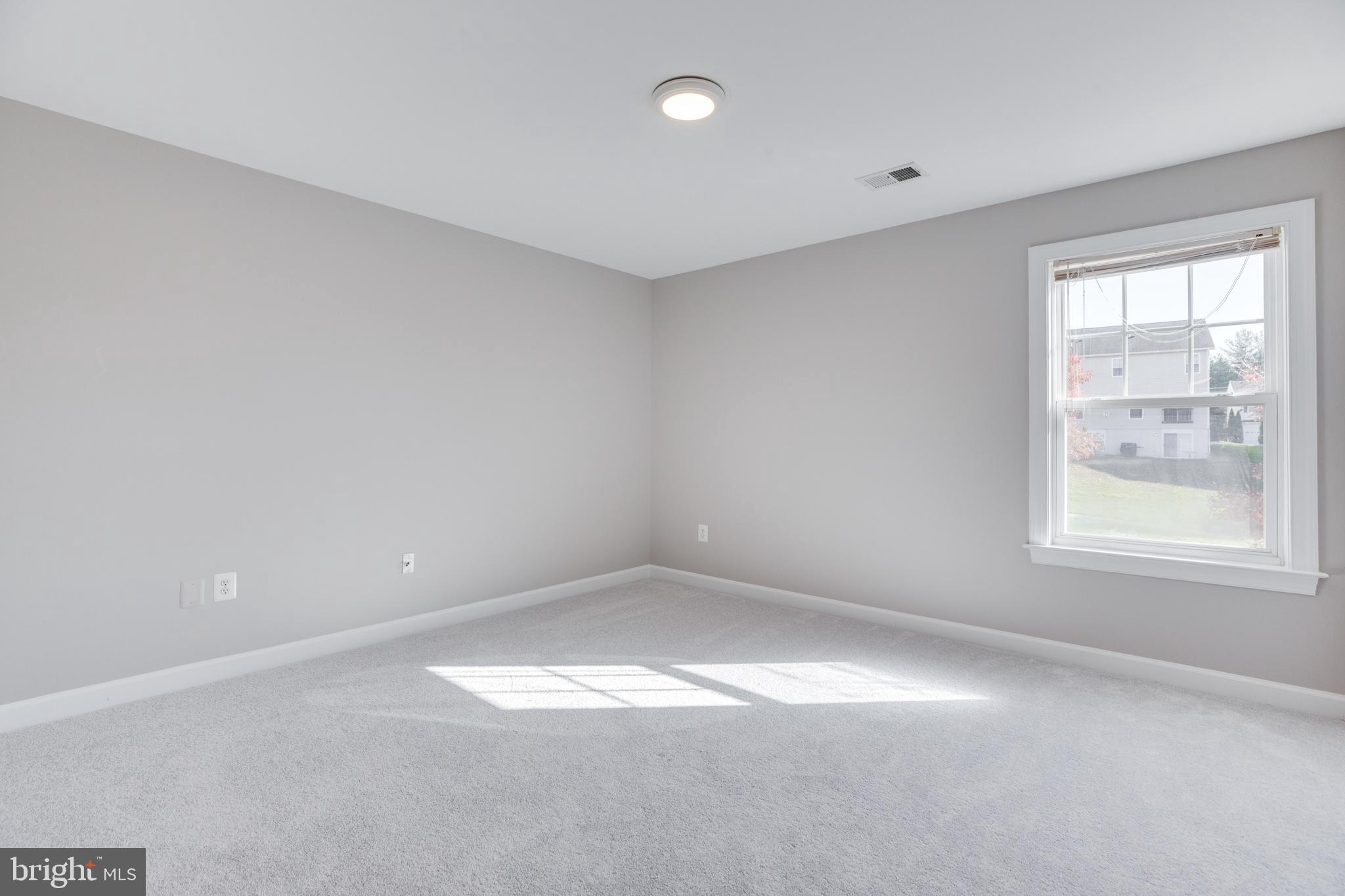 GARRISON WOODS - Residential