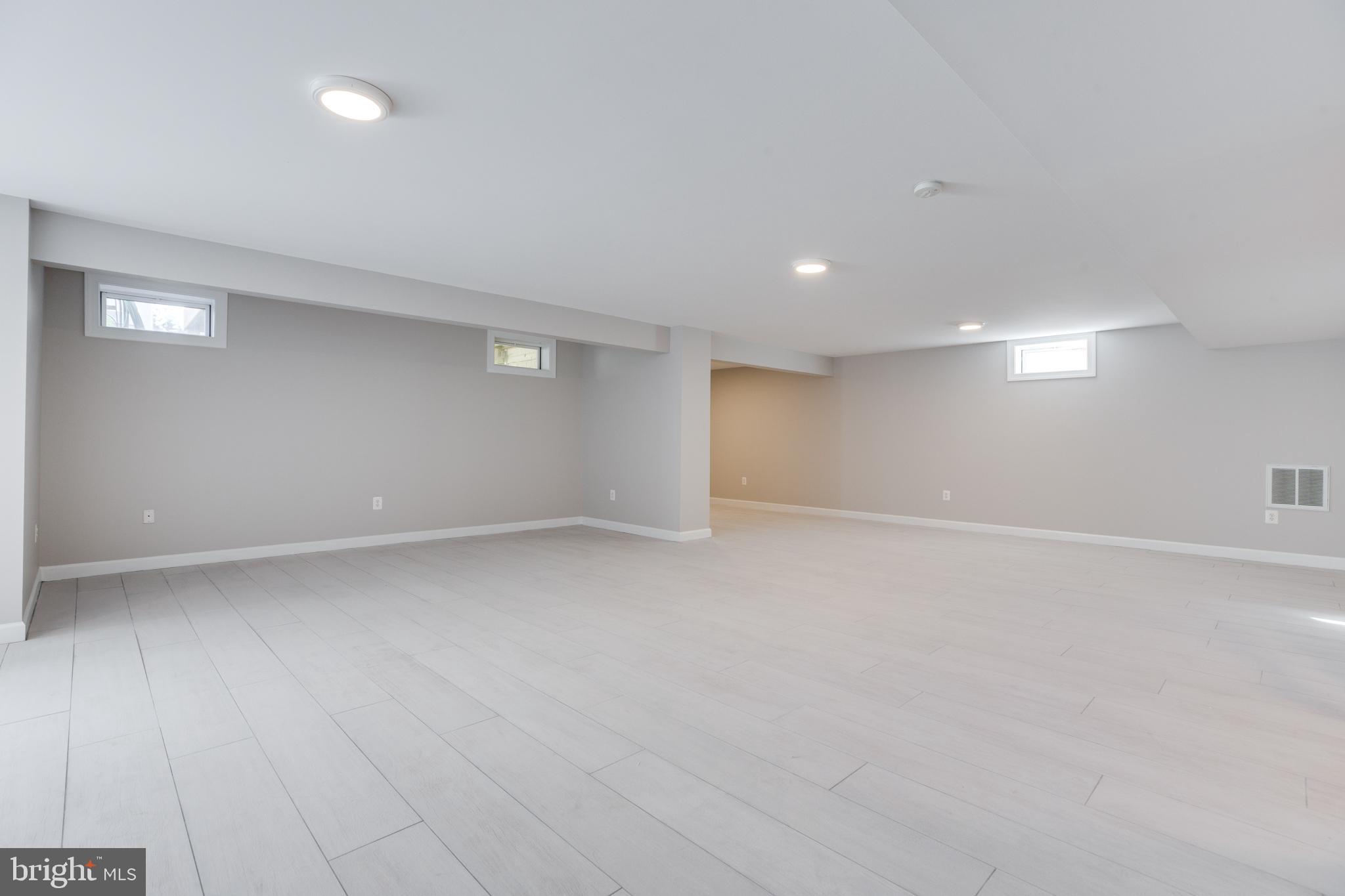 GARRISON WOODS - Residential