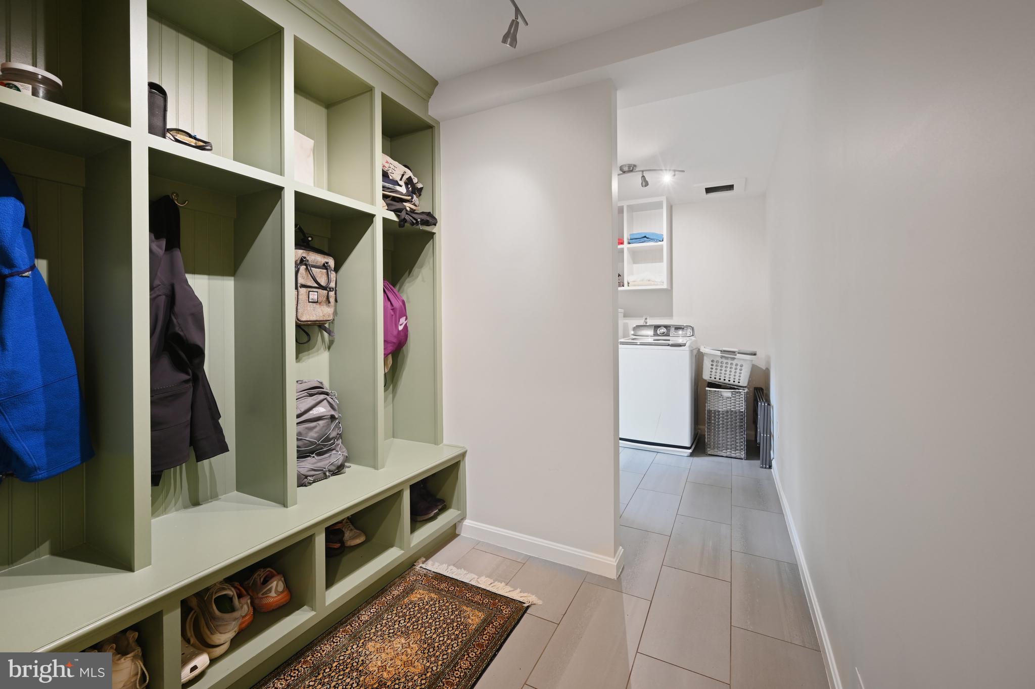 CHEVY CHASE - Residential