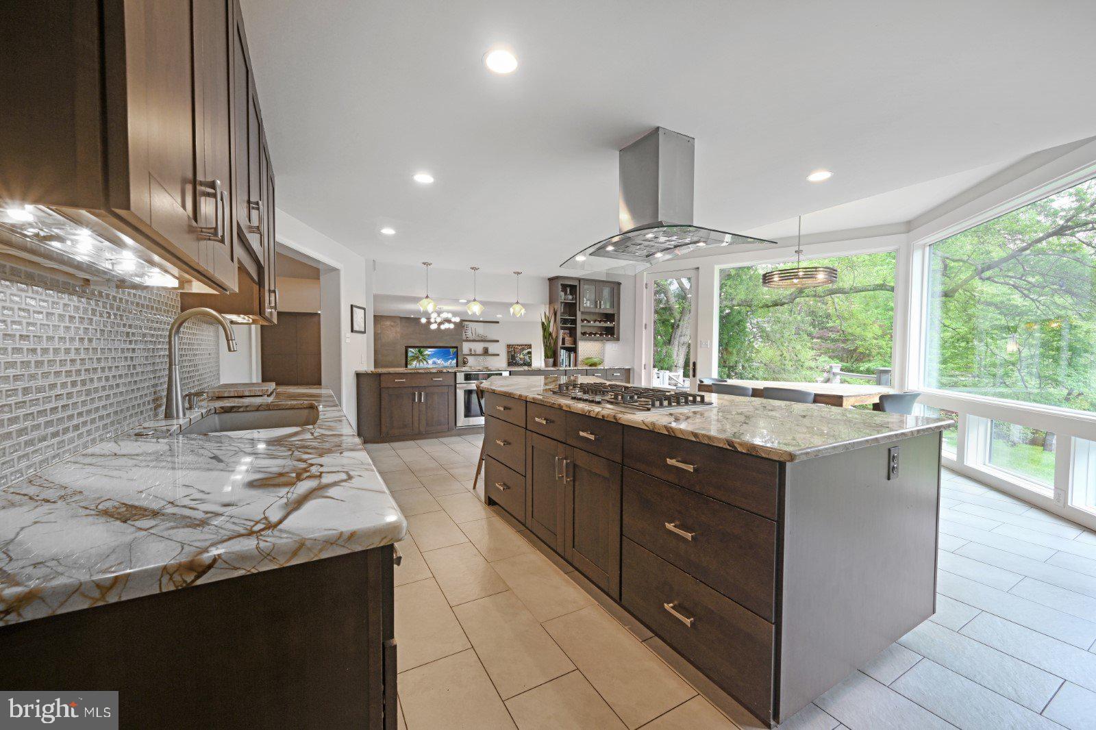 CHEVY CHASE - Residential