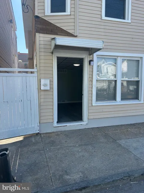 32 S Bellevue Avenue, Atlantic City, NJ 08401 - MLS#: NJAC2017940