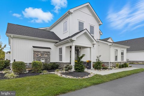 281 DUNHILL WAY YARDLEY PA 19067