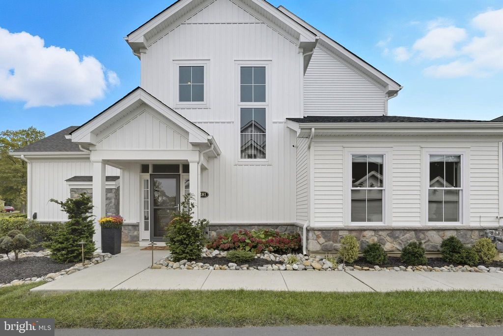 Photo of 281 Dunhill Way, YARDLEY, PA 19067 (MLS # PABU2106486)