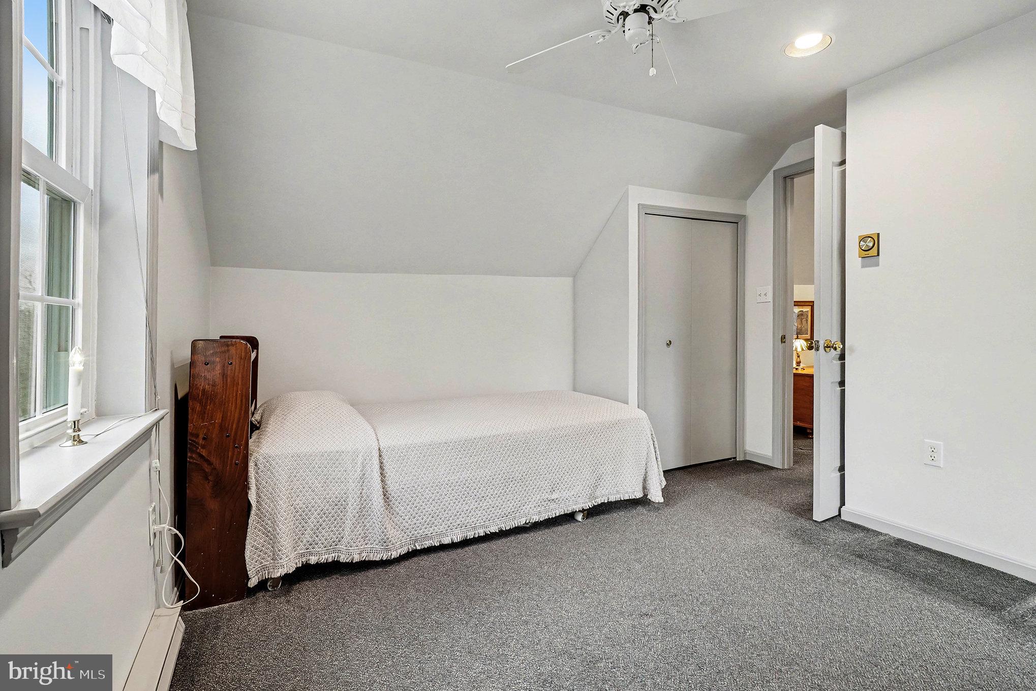 ELIZABETH TWP - Residential