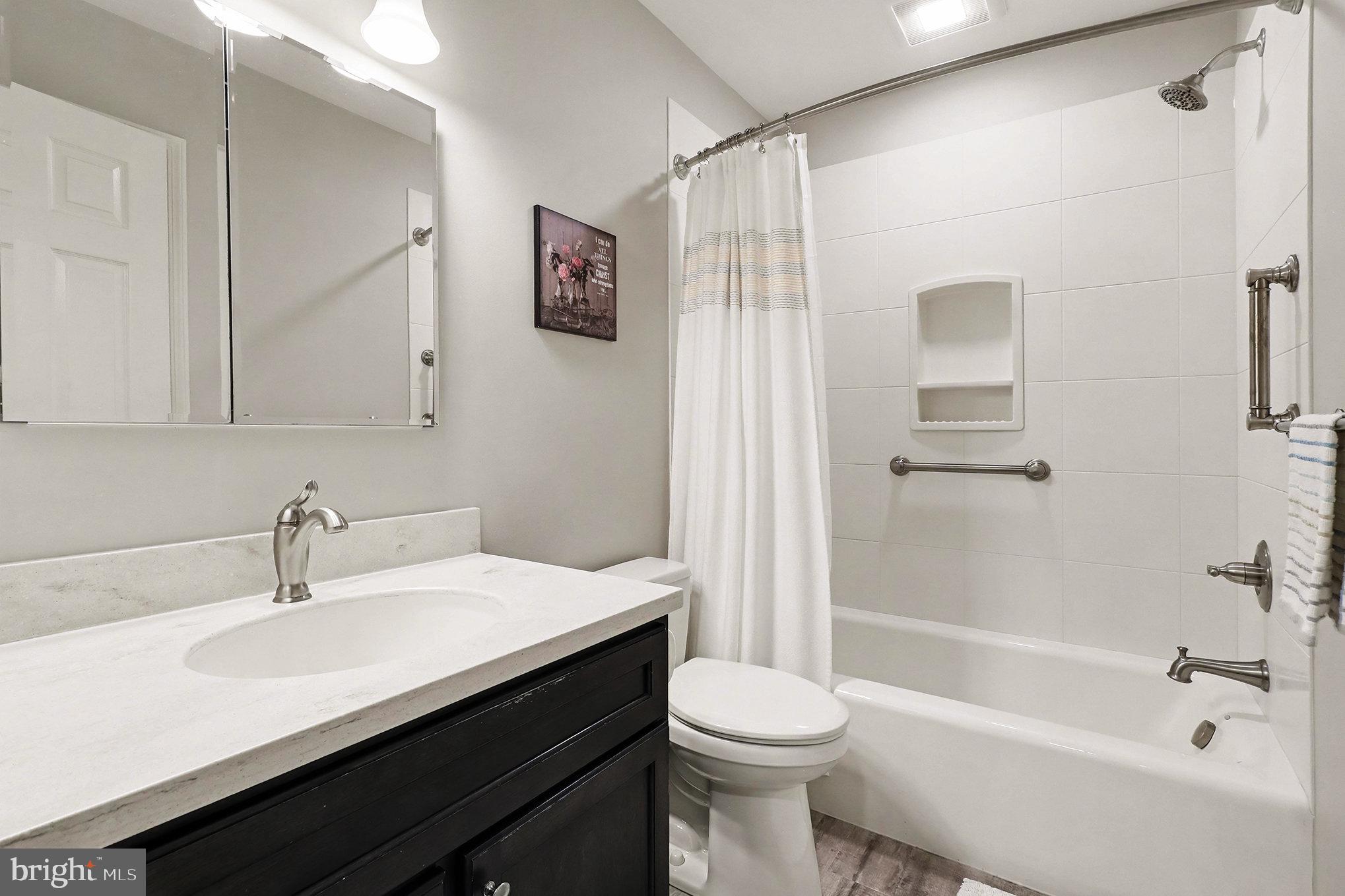 ELIZABETH TWP - Residential